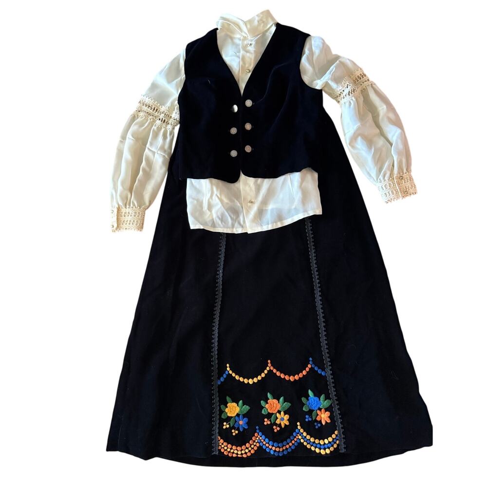Vintage Folk Velvet Embroidered Skirt Shirt Waistcoat Germany Traditional Tracht